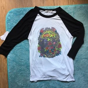 *SOLD* Zumiez Obey Black & White Baseball Tee